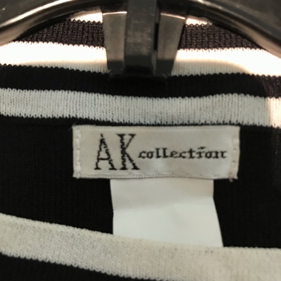 AK Collection Chandaill en viscose Orné de papillons brodés - Picture 2 of 2